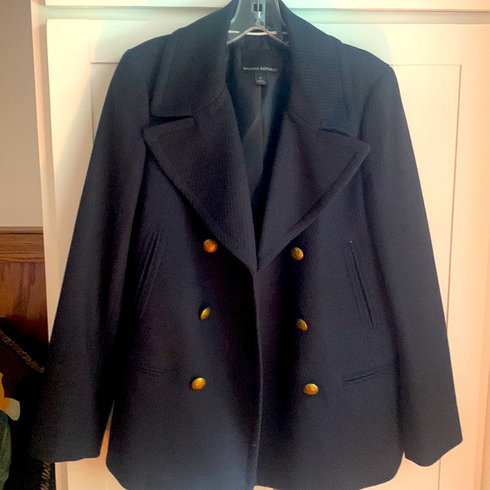 Banana Republic women’s Italian Wool Jacket Made with a luxurious Italian wool